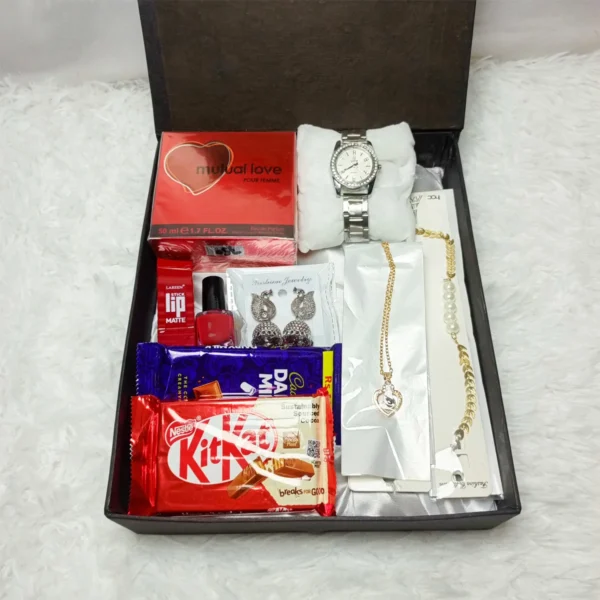 Grace & Glamour Box