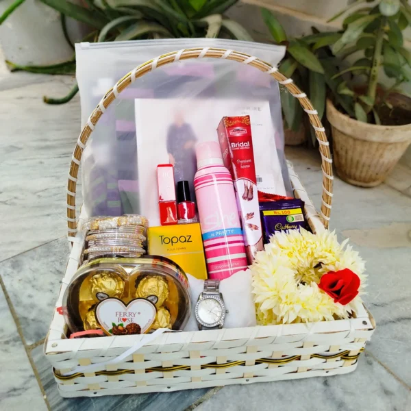 Eidi Gift Basket for Girls