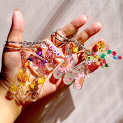 Handmade Mum Flower Resin Keychain