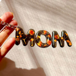 MOM Resin Keychain Black