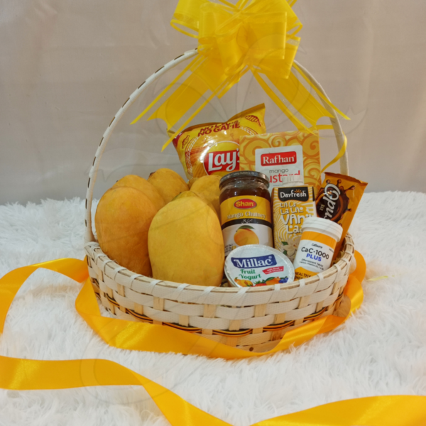 Mango Royalty Basket Hamper