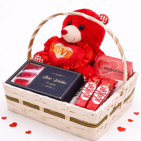Cuddle of Love Basket