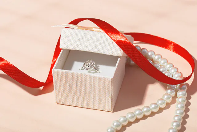 Best Gifts for Her in Pakistan