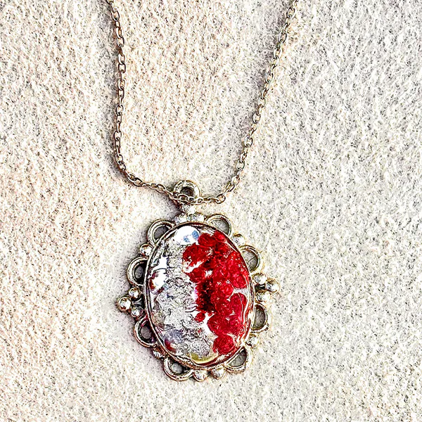 Bloom Resin Pendant Red