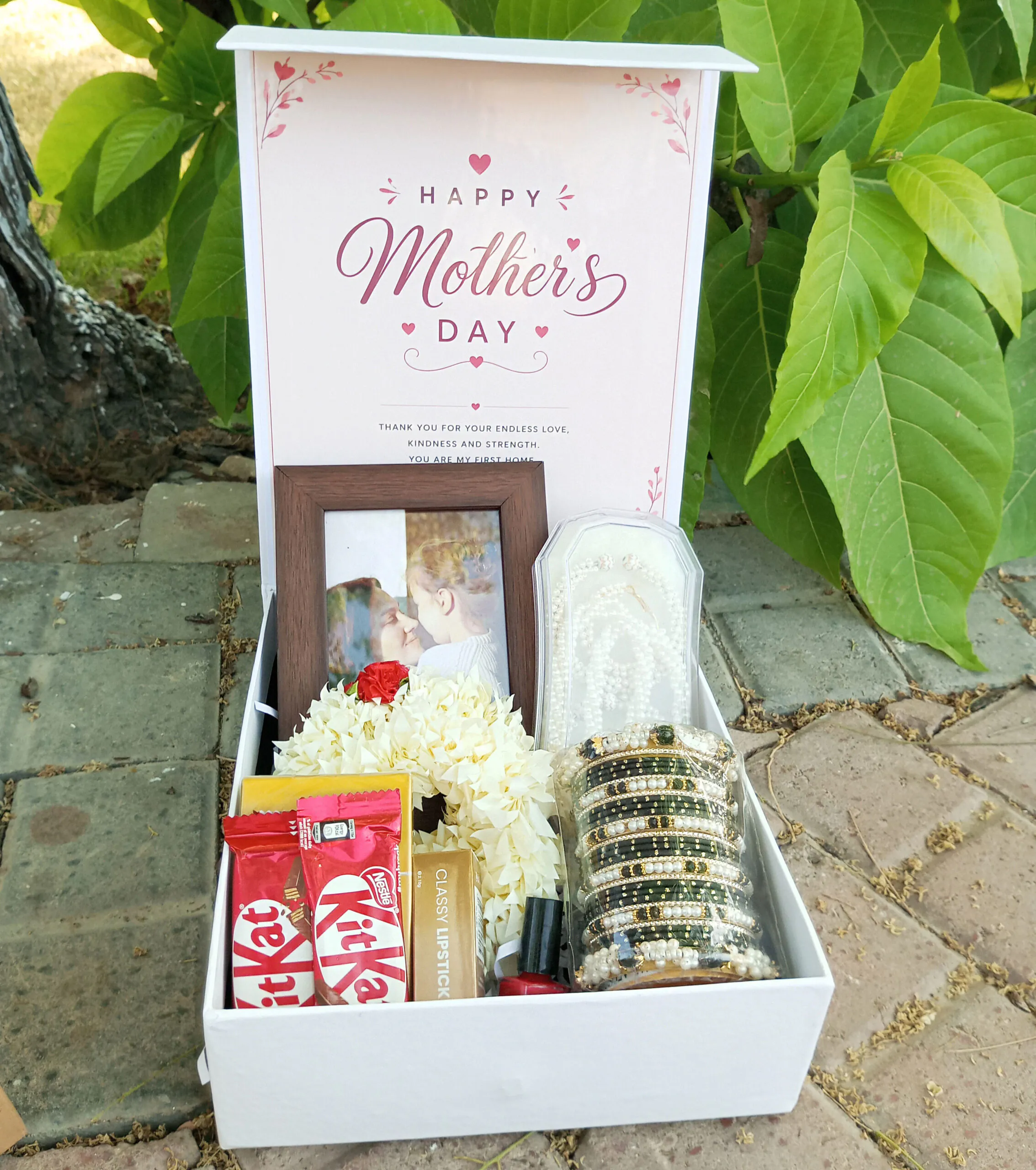 Ammi’s Gift Hamper
