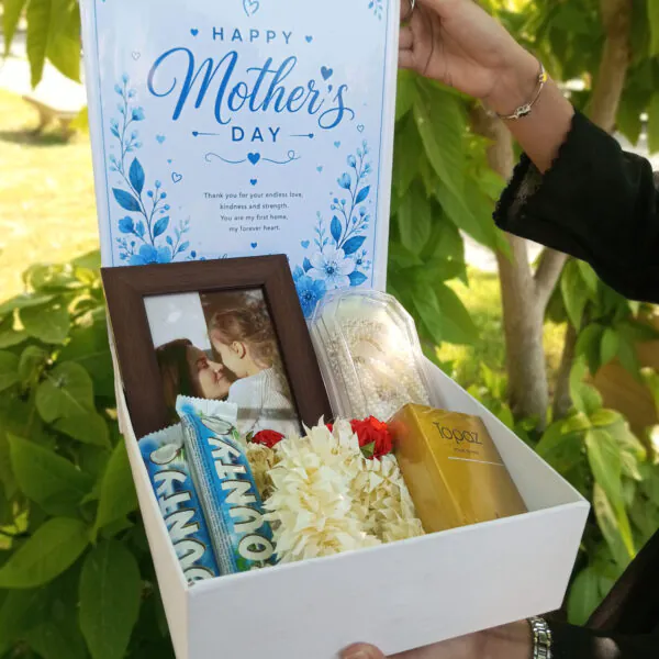 Gift Box for Mom